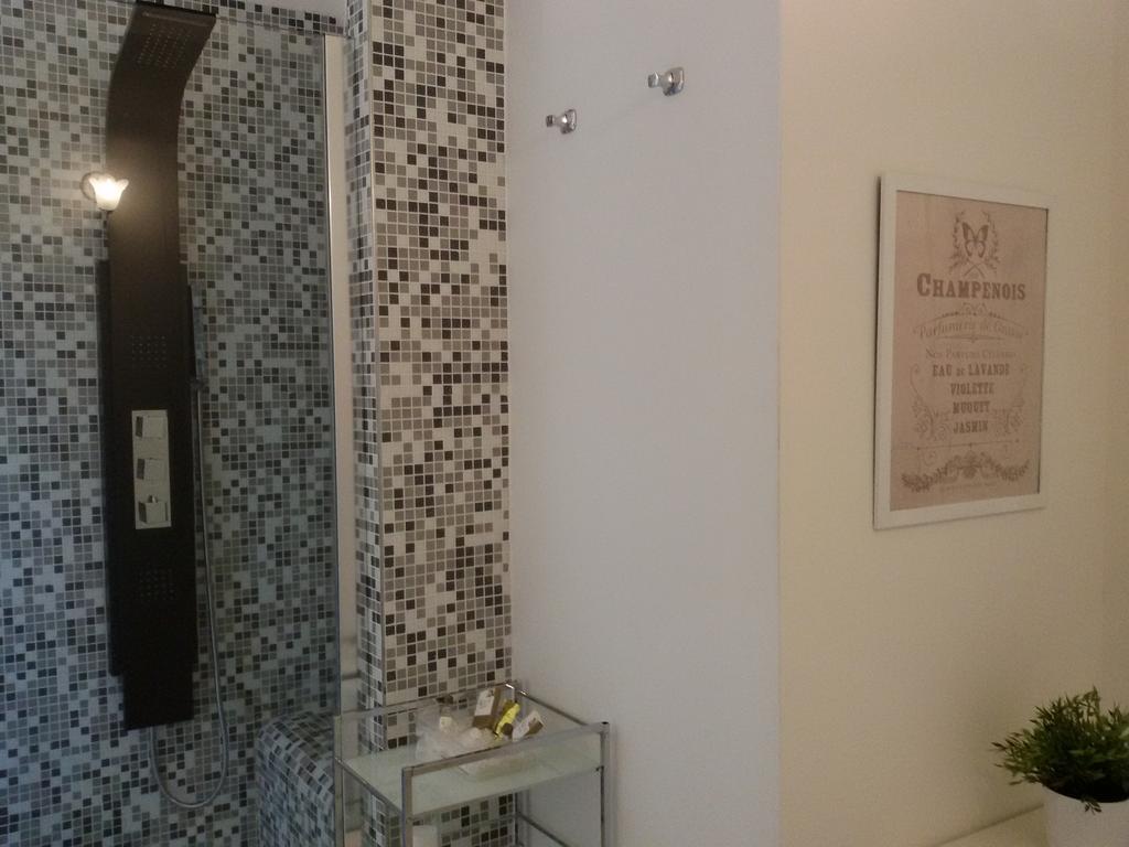Апартаменти Excellence, Free Parking, 3 Minutes Walking From Sassi Матера Номер фото